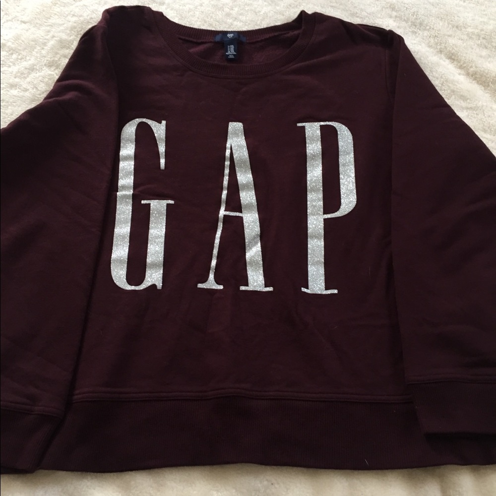 GAP sweatshirt